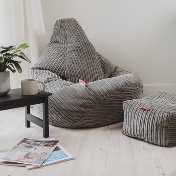 Un pouf de lecture ? Le support parfait pour lounger