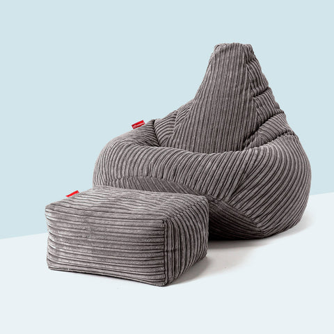 Ces poufs poire, de conception luxueuse, peuvent facilement remplacer le traditionnel fauteuil dans les espaces détente.