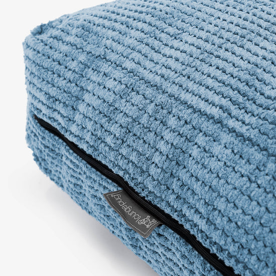 Grand Coussin de Sol - Pompon Bleu Ciel 02