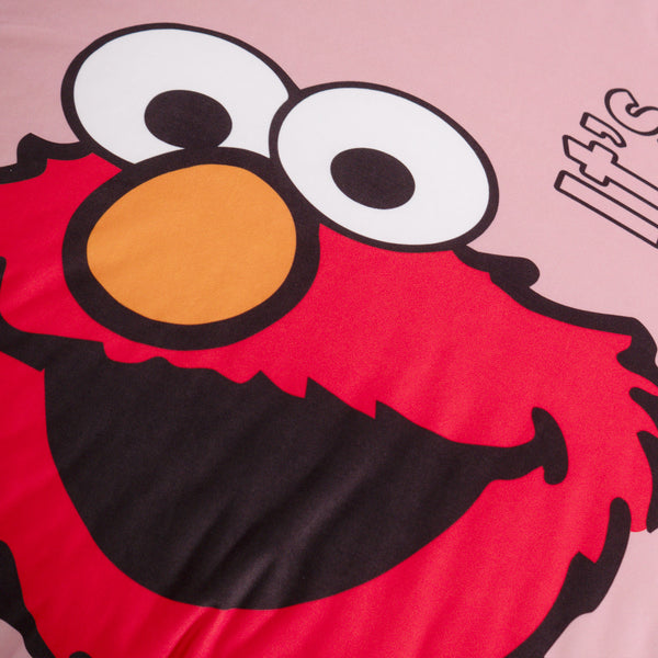 Pouf Flexiforme pour Adultes - It's Elmo Fabric Close-up Image