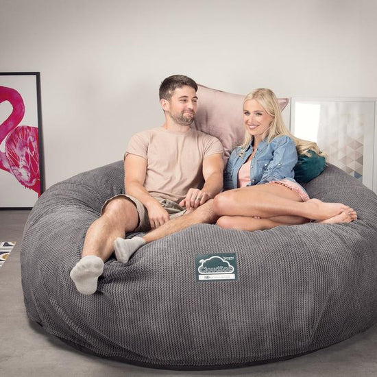 Lounge Pug, CloudSac 3000 XXL, Grand Canapé Pouf à Mémoire de Forme, Gros Pouf Sofa, Pompon Anthracite