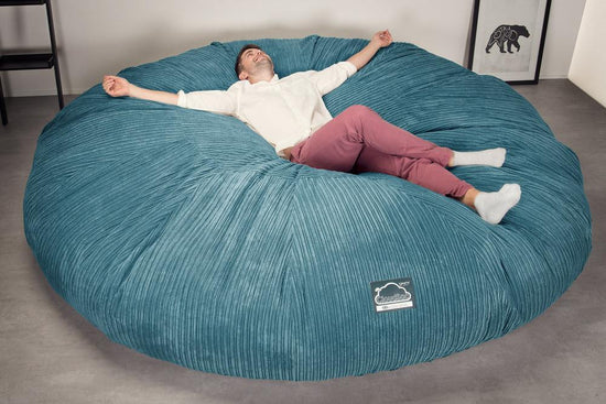 Lounge Pug, CloudSac 5000 XXXXXL, Canapé Pouf Titanesque à Mémoire de Forme, Gros Pouf Sofa, Côtelé Mer Égéé