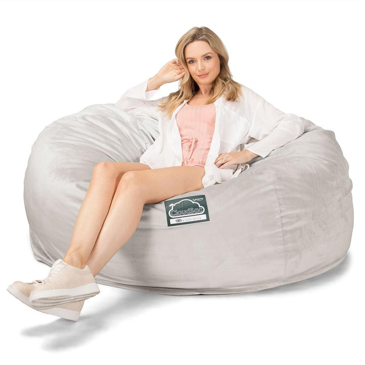 Lounge Pug, CloudSac 1010 XXL, Canapé Pouf Géant XXL à Mémoire de Forme, Gros Pouf Sofa, Velours Argent
