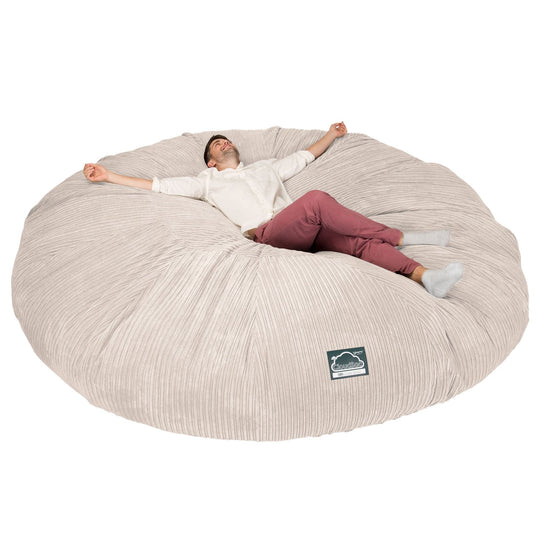 Lounge Pug, CloudSac 5000 XXXXXL, Canapé Pouf Titanesque à Mémoire de Forme, Gros Pouf Sofa, Côtelé Ivoire