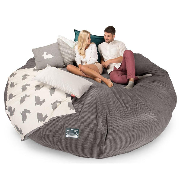 Lounge Pug, CloudSac 5000 XXXXXL, Canapé Pouf Titanesque à Mémoire de Forme, Gros Pouf Sofa, Pompon Anthracite