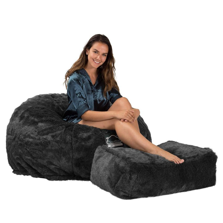 Lounge Pug, CloudSac 510 XL, Grand Pouf à Mémoire de Forme, Canapé, Fausse Fourrure Noir