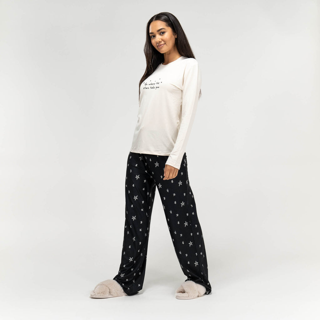 Ensemble Pyjama Étoiles pour femmes, haut à manches longues et pantalon,  taille: S-L, Crème / Noir– Big Bertha Original FR