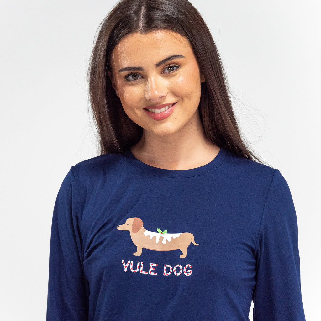 Ensemble Pyjama Motif Noël Teckel pour Femmes 02