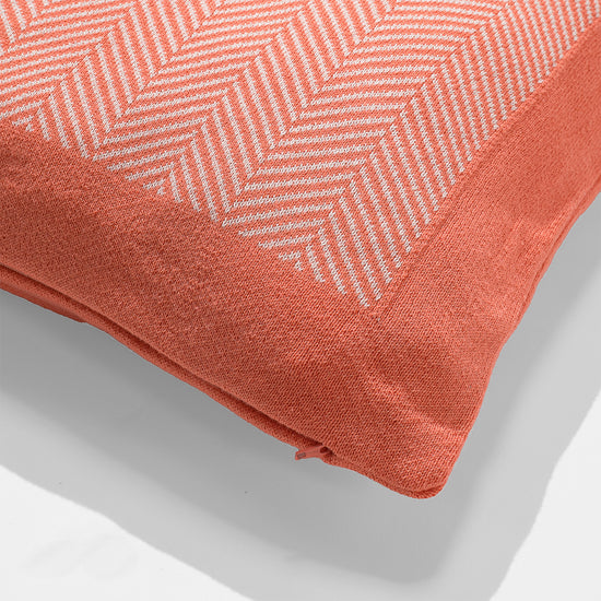 Coussin 47 x 47cm - 100% Coton Chevrons Corail 02