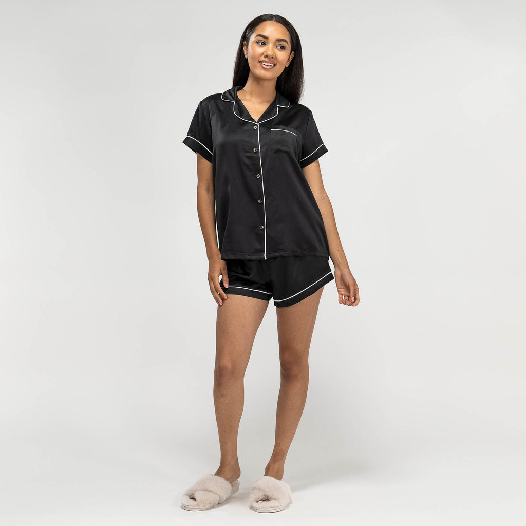 Short de Pyjama en Satin Noir pour femmes haut manches short et